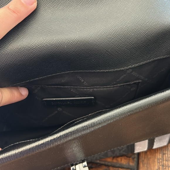 Michael Kors Black and Gray Crossbody Bag with Chevron Design - Picture 12 of 14